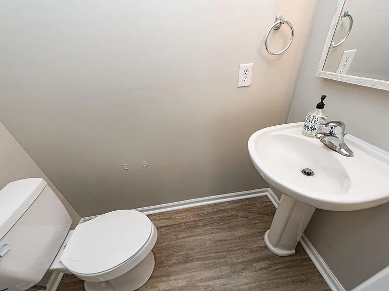 7927 Shadow Oak Dr — Photo 14
