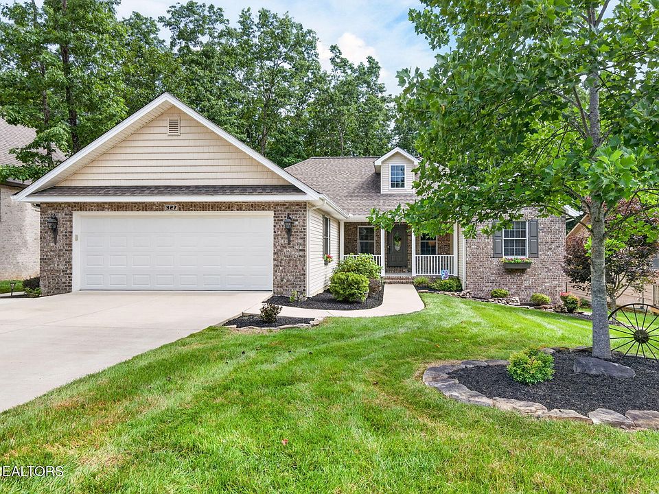 1st image of 327 Beachwood Dr