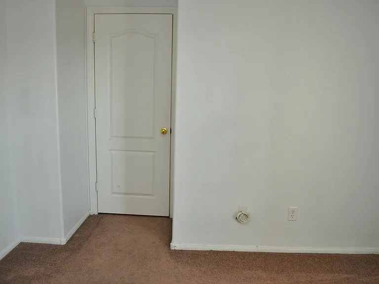 452 Groft Way — Photo 26