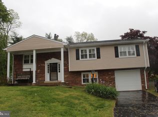 4980 Karen Rd, Woodbridge, VA 22193