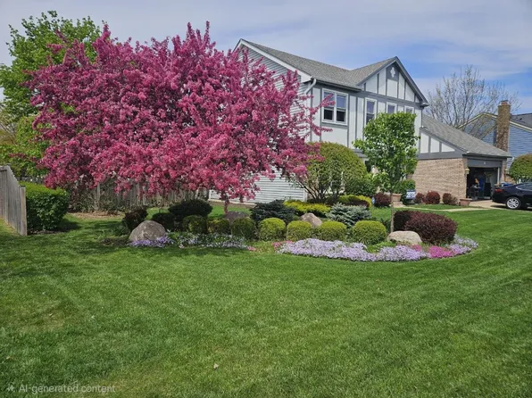 4 N Staffire Dr, Schaumburg, IL 60194