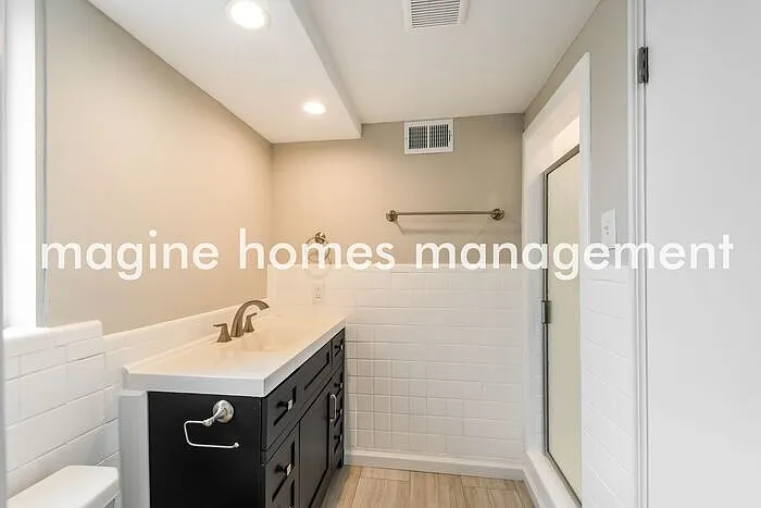 7337 Balson Ave — Photo 11