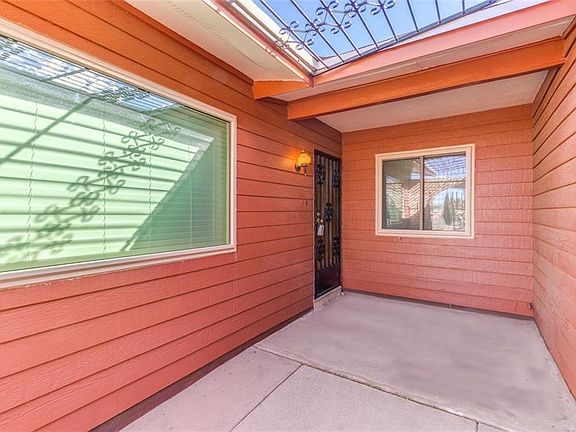 2nd image of 3904 Skyline Ave