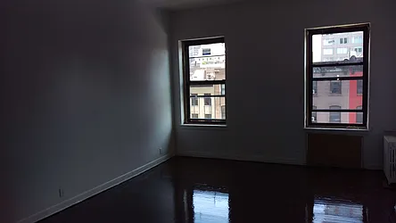 Rented by Green Line Realty