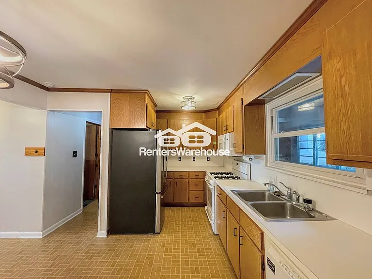 645 Minute Men Rd — Photo 11