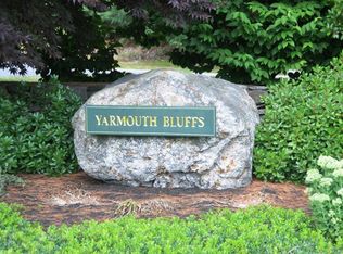 138 Bluff Rd, Yarmouth, ME 04096