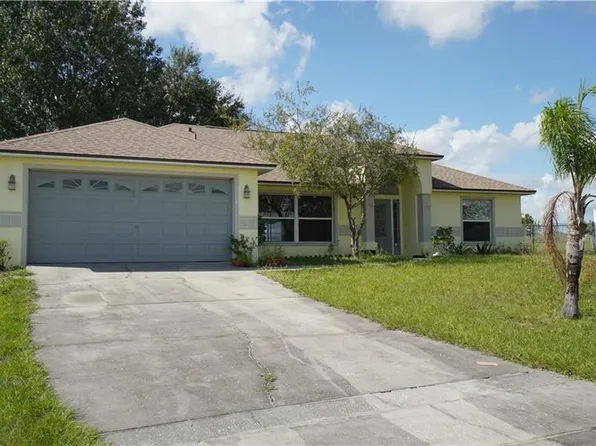 5024 Pine Needle Dr, Mascotte, FL 34753
