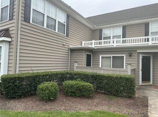 2325 Old Greenbrier Rd, Chesapeake, VA 23325