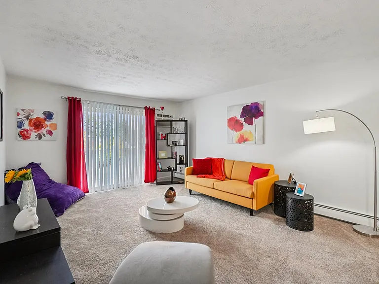 The Wind Song Apartments — Photo 10
