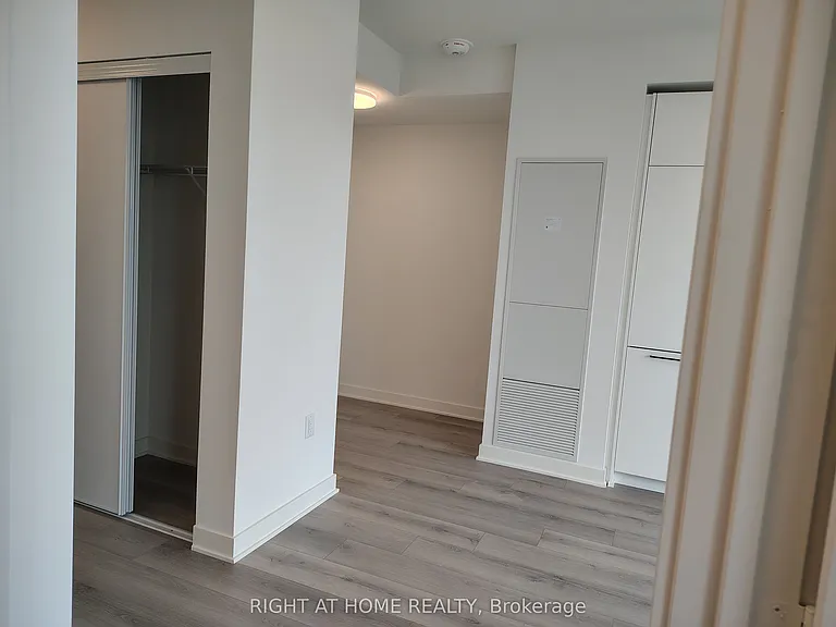 1185 Dupont St #2411 — Photo 15