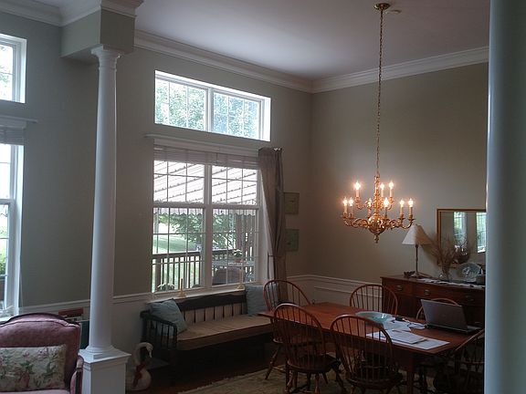 Gorgeous Dining Area