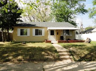 814 Dale Rd, Glen Burnie, MD 21060