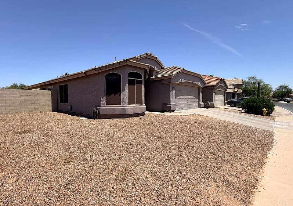 1st image of 43878 W Wade Dr