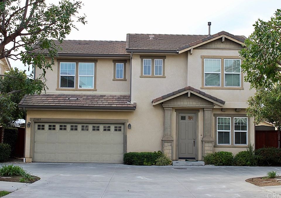 1st image of 23009 Serra Dr