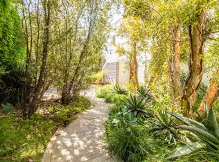 1257 N Bronson Ave, Los Angeles, CA 90038