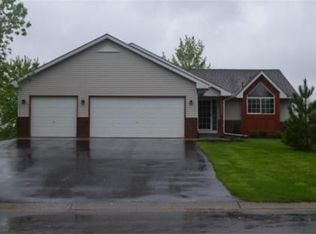17488 Goodland Path, Lakeville, MN 55044