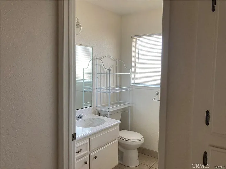 9934 La Vine St — Photo 28