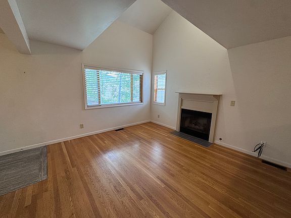 4th image of 1000 Homestead Dr Unit 15