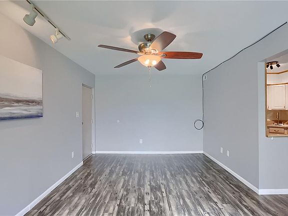 4th image of 1200 College Park Dr APT 2