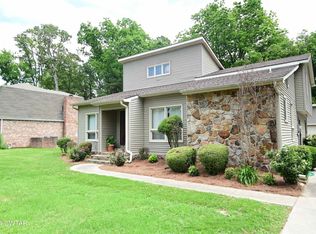 214 Woodside Ln, Dyersburg, TN 38024