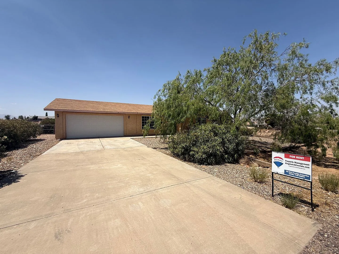 2 Bedroom 2 Bathroom — Photo 1