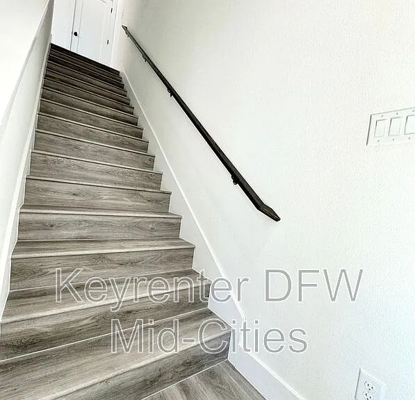 7302 Uloho Way — Photo 6
