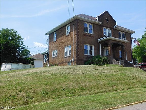 2nd image of 219 N 10th St #Townhouse