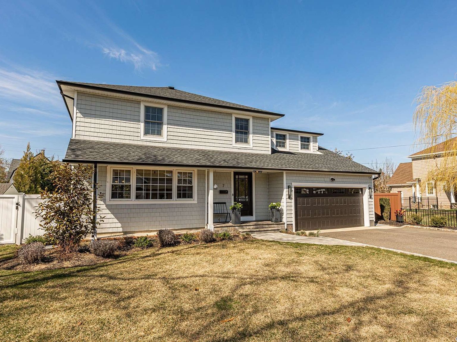 7 Dundee Avenue, Babylon, NY 11702 Zillow