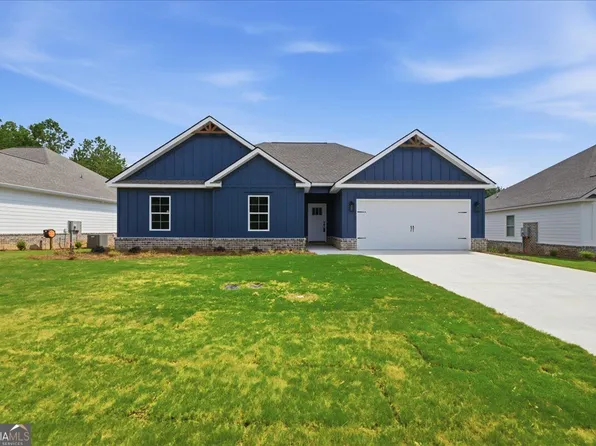 210 Hampton Chase, Perry, GA 31069
