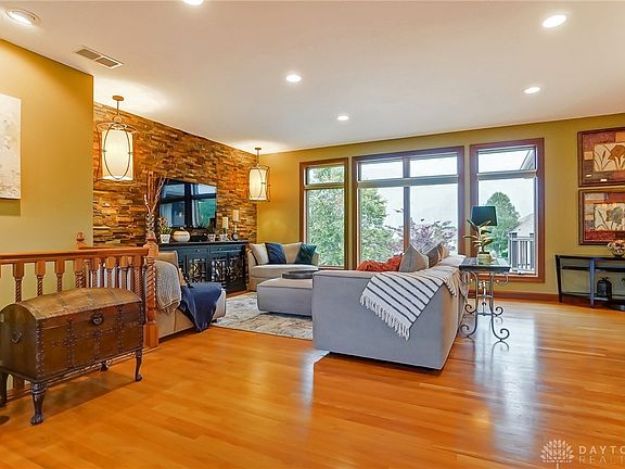 5th image of 1423 Prestonwood Ct N