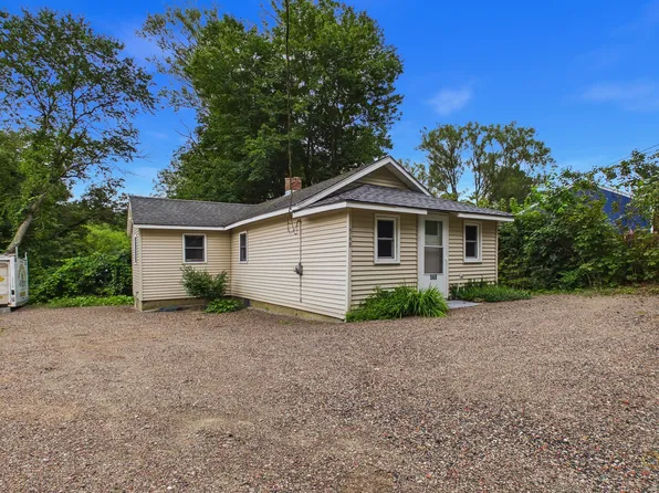 568 Berkley St, Berkley, MA 02779