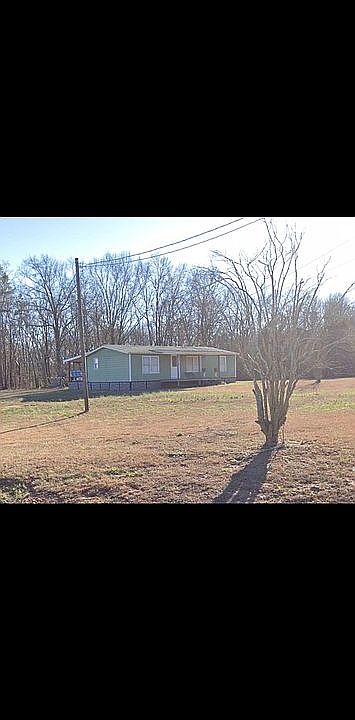 1st image of 31 Woodland Dr