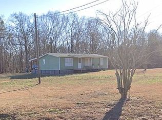 31 Woodland Dr, Canon, GA 30520