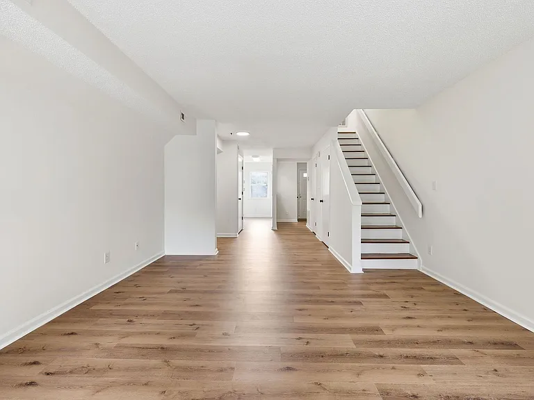 114 Kingsbury Dr #114 — Photo 17