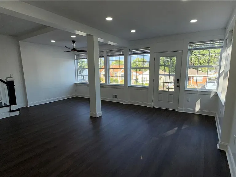 5110 Emery Ave — Photo 3
