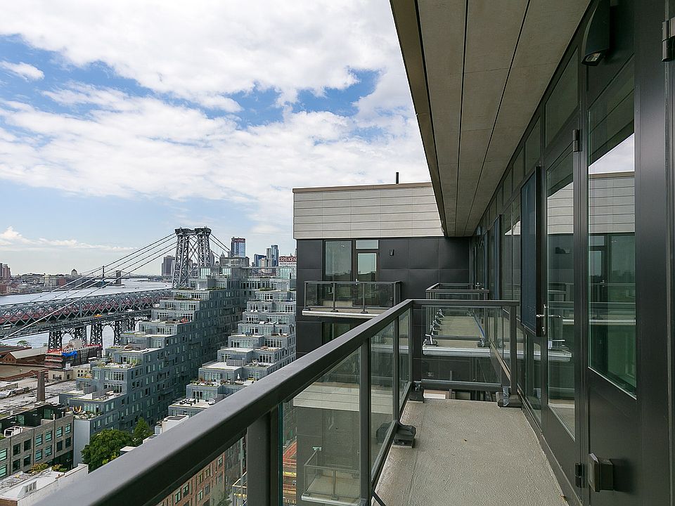 1st image of 321 Wythe Ave #1403