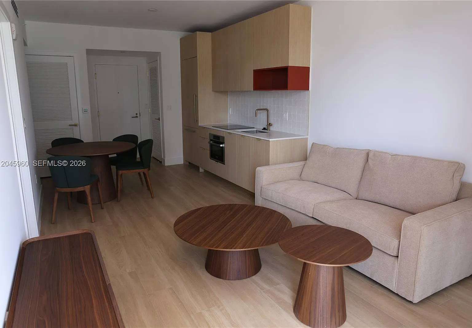 1 bed, 786 sqft, $3,950 — Photo 1