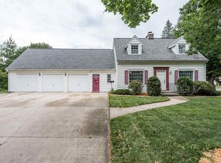 104 Vail Ct, Midland, MI 48640