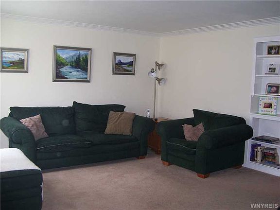 2nd image of 327 Forbes Ave