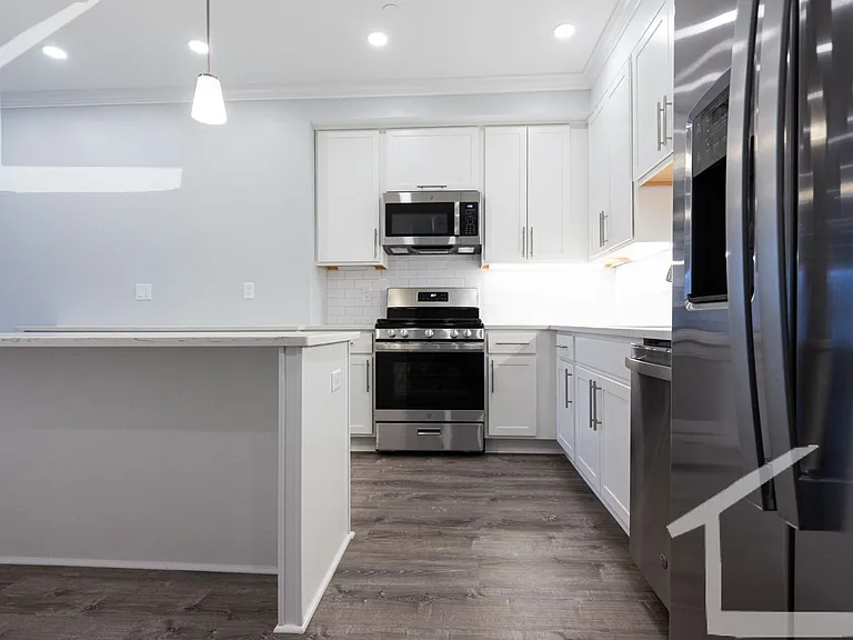 120 Kenrick St #5A — Photo 14