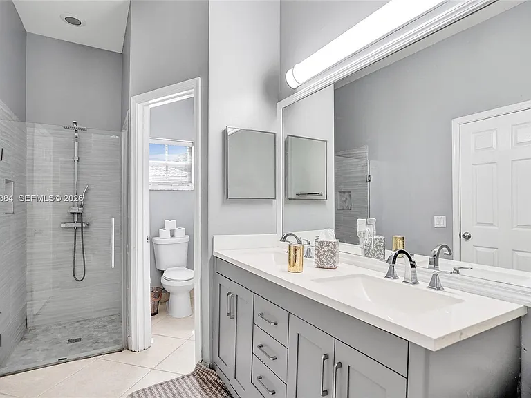 4219 Sabal Ridge Cir — Photo 18