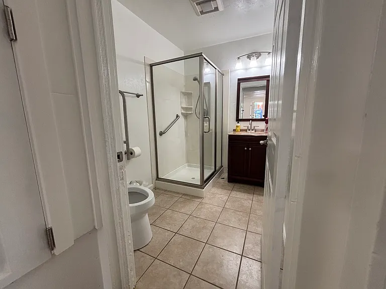444 E Military St #A & B — Photo 11