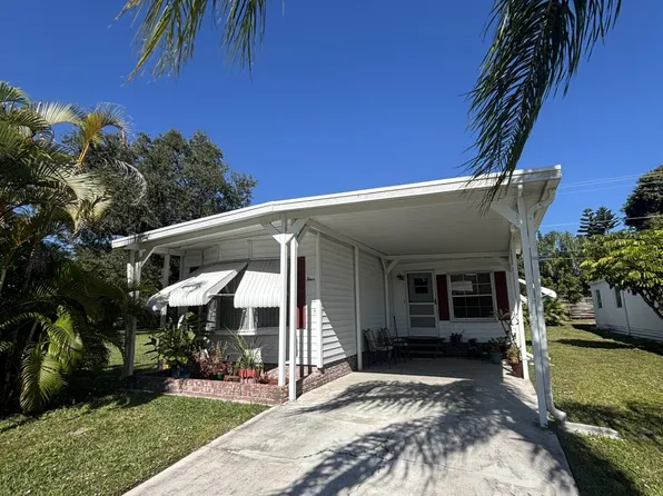 4 Cozumel Lane Lane, Port St Lucie, FL 34952