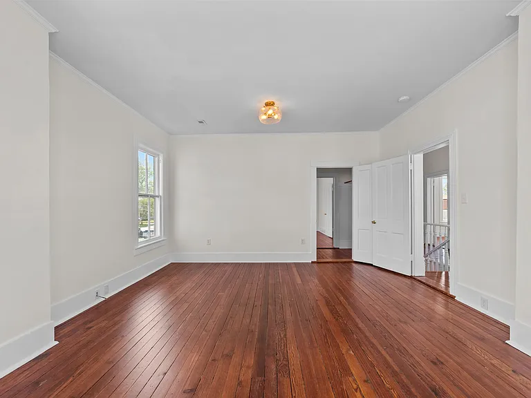 325 N Market St — Photo 22