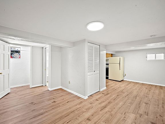 5th image of 822 E 1st Ave #822