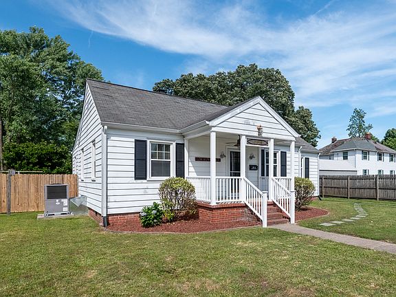 4th image of 304 Hammond St