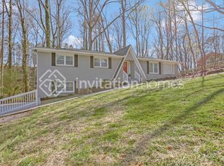218 Cherrywood Dr, Woodstock, GA 30188