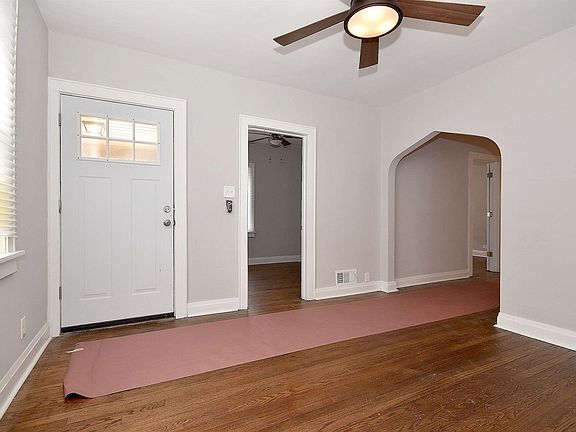4th image of 2504 N 74th Ct