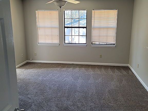 5th image of 124 Cherren Dale Dr