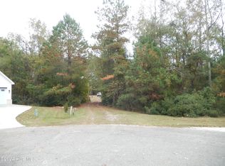 87 Village Cir, Rocky Point, NC 28457